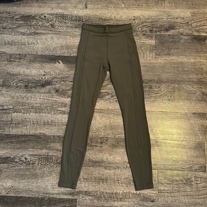 Lululemon leggings size 4!